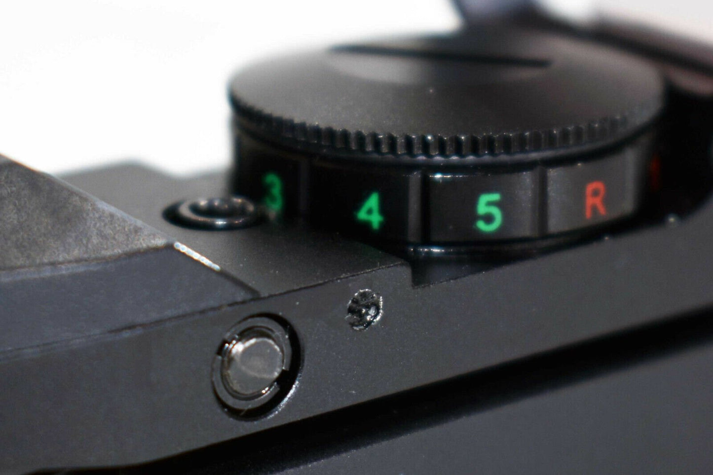 Trinity Reflex Sight Red Green Reticles With Saddle Mount Picatinny Rail Adapter Compatible With H&R Pardner 12 Gauge Pump. - TRINITY SUPPLY INC