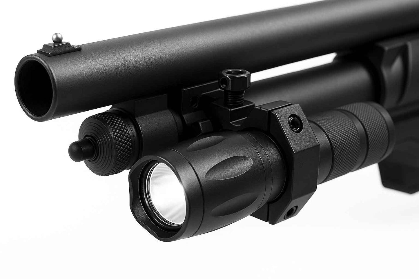 1000 Lumen flashlight with mount compatible with Stoeger P3000 12-Gauge.