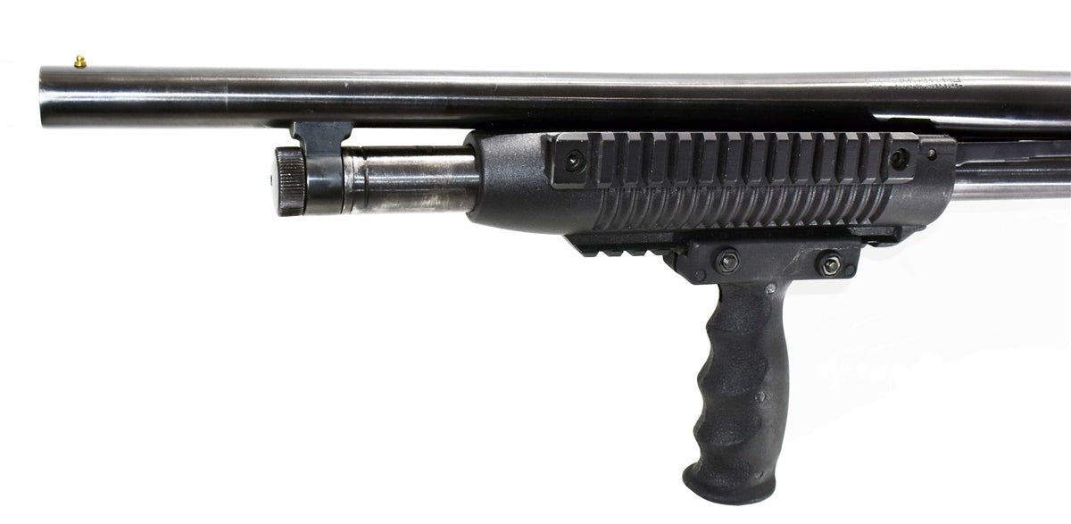 Mossberg 500A 12 Gauge forend Pump handguard with side rails and tactical grip black hunting tactical home defense. - TRINITY SUPPLY INC